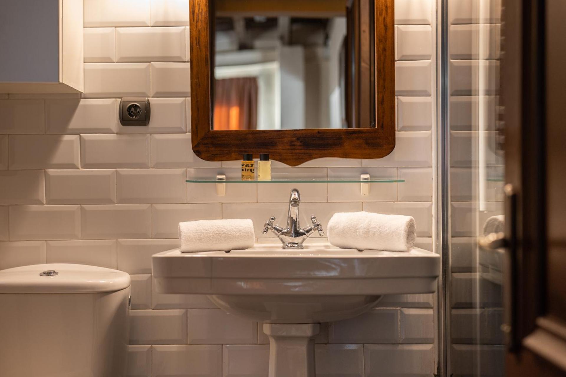Stay U-Nique Apartments Pou Barcelona Ngoại thất bức ảnh
